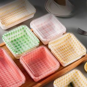 Négyzetes tortadoboz tetővel több színben 5 db